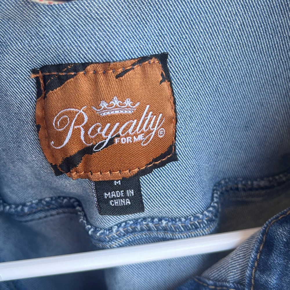 Jean Jacket - Picture 2 of 4